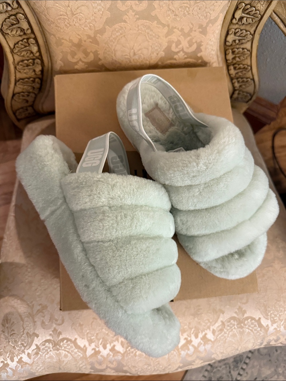 UGG FLUFF YEAH! 🤍💚Slippers,Mint